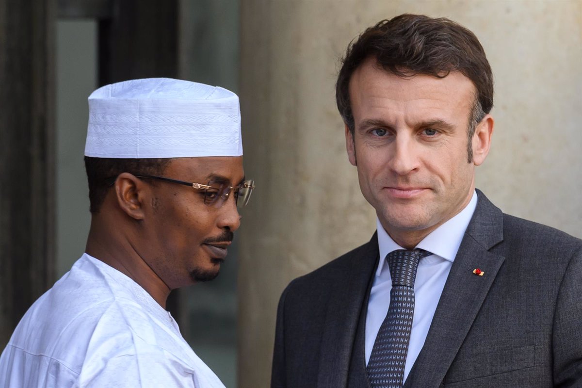 President Emmanuel Macron and Mahamat Idriss Deby Itno at the Elysee Palace, 6 February 2023