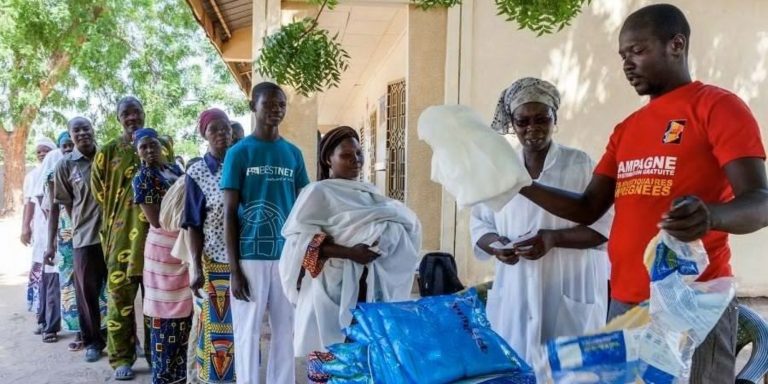 campagne-distribution-moustiquaire-paludisme-2